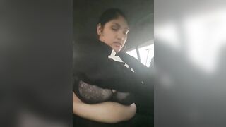 Mizz Tits gets freaky while driving and pulls over