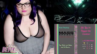 Chat Makes BBW Gamer Women Cum while She Plays Tape Games