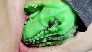 Dino Vagina Licker #4