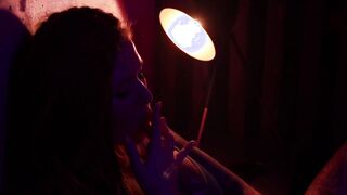 chick masturbates passionately