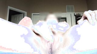 I finger fuck my cunt and exploded -squirt everywhere