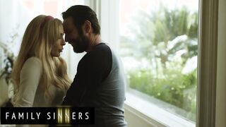 Hard Sex Between Stepsiblings Blonde Hot (Aiden Ashley, Tommy Pistol)