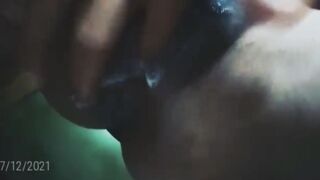 Nepali Hottie aunty finger bang her soak cunt || पुतिले कस्तो पानि छाडेको ||