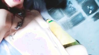 milf Cleo Talks to Her Young Cam Fans and Probably Gets Them to Jizz To This Vid!