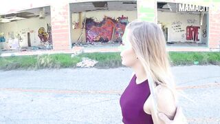 MAMACITAZ - Blonde Hot Vyvan Hill Shows Off Her Penis Rides Talent Outside