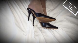 Shoejob With Cum From Stepsister