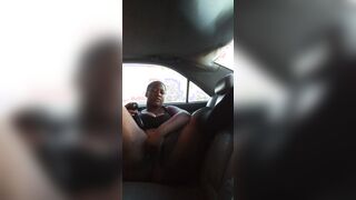 Outdoors snatch fucking for Daddy