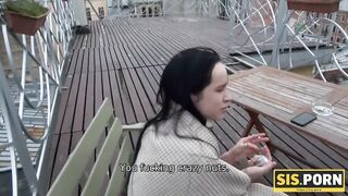 SIS.PORN. Tempting bimbos has a responsibility to suck and receive friends dick