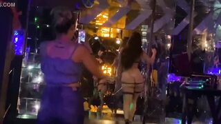 Performance de sexo ao vivo lesbian. Karen oliver e Bartira