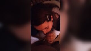 Следобед тя поиска да ми лиже пениса