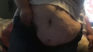 Ssbbw can she fit in those jeans???