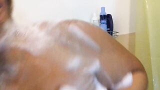 sloppy shower bbw squirt