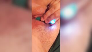 Vulgar cougar Masturbating