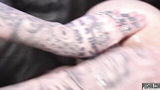hot Leigh Raven Uses Her Split Tongue To Lick Michael Vegas Anus