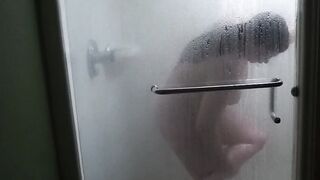 Nerdy White Milf Takes Quick Shower at the Hotel