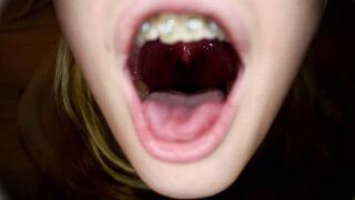 Teenagers year mature Anastasia Knight apologizes to kinky mature man