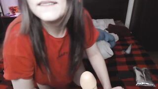 Deep throat and masturbation for a incredible evening