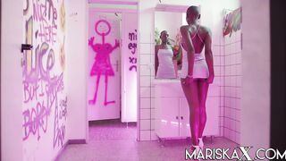 MARISKAX Zaawaadi and Lyne share some women time