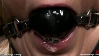 Long titted milf sub cunt finger bang