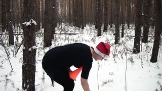 Funny Unusual Pee Outside from Julia