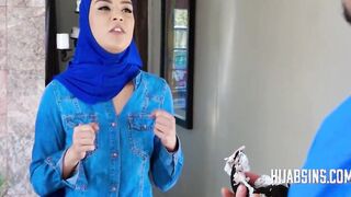 Hijab 18's Lacey Concealed Used To Blackmail