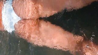 Huge Booty Beach women Riding Stranger Penis Until He Jizzes