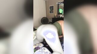 goddess shaking booty