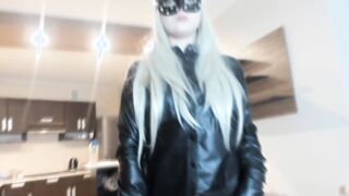 Leather Domina And Training