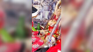 To got off sexsual list Mrs Claus takes Mr Claus’ long penis facefuck & facial like a incredible sluts