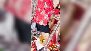 To got off sexsual list Mrs Claus takes Mr Claus’ long penis facefuck & facial like a incredible sluts