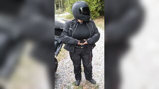 Flashing hooters into outside