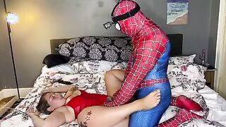 Spidey man breakin down pawg and cum on her face