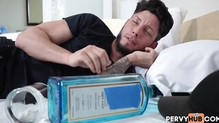 Maya Farrell Sneaks Up Into Her Stepbros Bed