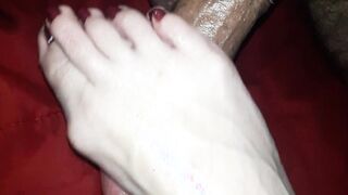 Netflix and oily foot No cum