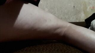 Hottie Milf Has Hard Orgasm