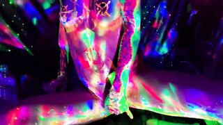 Small Techno 19 Yo Takes Big Sex Toy and Squirts Over and Over and Over....