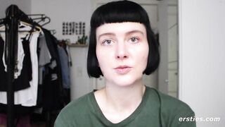 Delphine Plays With Her Babe Sex Toys