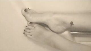 Classic BBW Into Shower Cumming and Showing Toes and Close Up Clitoris
