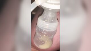 Pregnant breeding milking her huge humongous lactating hooters with her breast pump