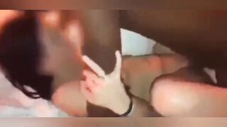 Estos maridos logran que sus hermosas esposas sean folladas por grandes penes