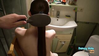 Masturbate with hair, sucks penis and ends on hair. Delicious hair mask
