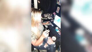 From Instagram Live @goldensmokingmodels