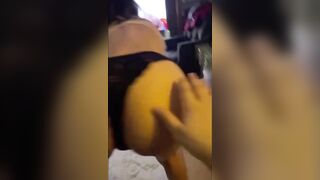 turk genclerin cilgin yayini iki kiz bir erkege sakso