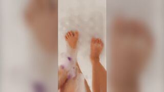 Thick Hispanic Washing Her Body and Fucking Herself into Shower