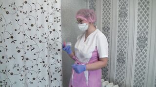 Nurse wanted to peeing and peed into a jar for tests