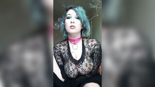 Smoking and Showing Off