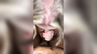 Blow job milf takes a long cum shot!