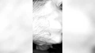 Scopata da un cazzone al chiaro di luna con sborrata sul culo.