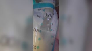 CLOSE UP pumping SQUIRT breast milk in bag BIG bbw BOOBS