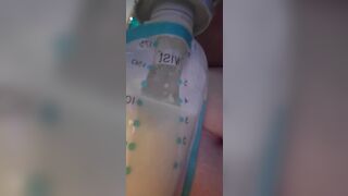 CLOSE UP pumping SQUIRT breast milk in bag BIG bbw BOOBS
